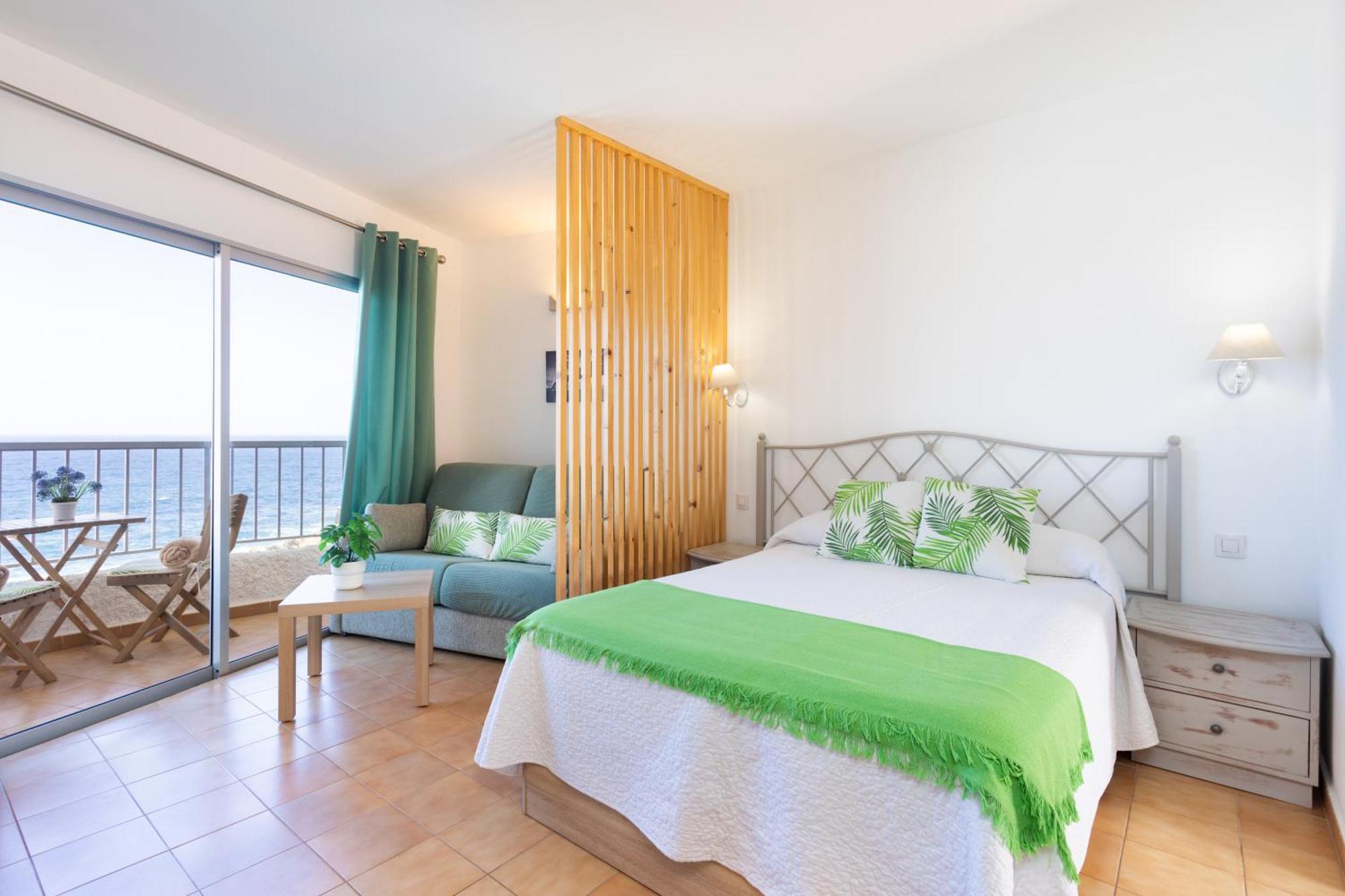 Cozy Seafront Studio With Balcony & Ocean Views San Marcos  Exterior foto